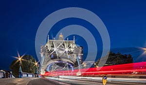 tower bridge in london at night