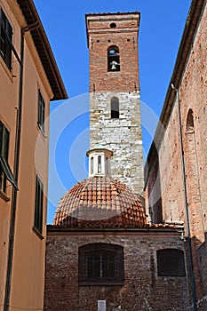 Tower and Chiesa di Sant\'Agostino, Piazza Sant\'Agostino, Lucca, Tuscany, Italy photo