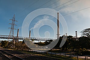 Tower and high voltage thermoelectric chimney