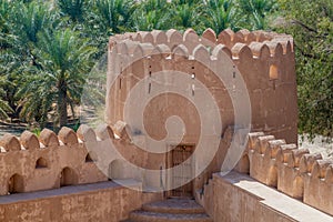 Tower of Jabrin Castle, Om