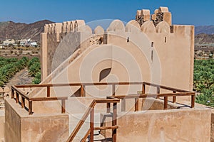 Tower of Jabrin Castle, Om