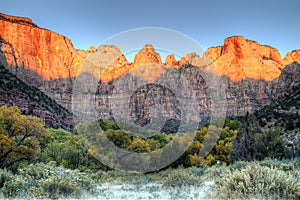 Towers of the Virgin sunrise, Zion