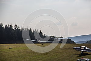 Abschleppen Segelflugzeug 