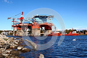 Towing platform in port