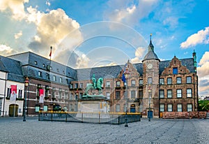 Town hall in Dusseldorf and statue of an Wellem, Germany