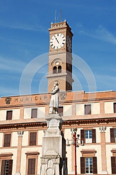 Town Hall and Piazza Aurelio Saffi in ForlÃÂ¬ photo