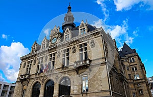 The town hall of Vincennes city.