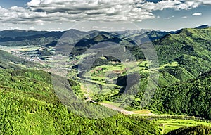 Mesto Ružomberok z vrchu Hrdoš, Slovensko