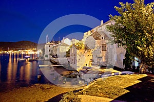 Town of Vis evening waterfront view