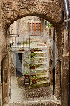 Townscape Scanno, arch, courtyard, stairs photo