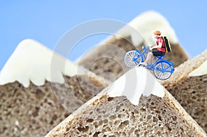 Toy cyclist ecotourism concept photo