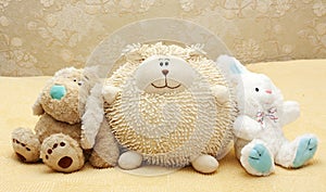 Toy puppy, leveret and doll