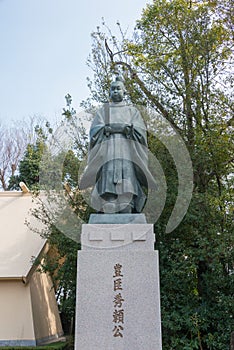Toyotomi Hideyori Statue at Tamatsukuri Inari Shrine in Osaka, Japan. Toyotomi Hideyori 1593-1615