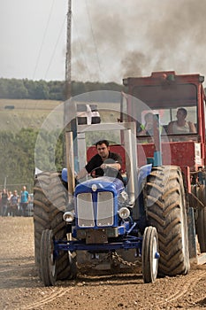 Tractor drag race