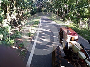 tractor at sri lankan road