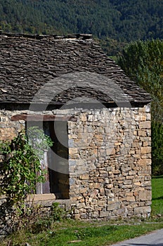 Traditional architecture in the Aragonese Pyrenees