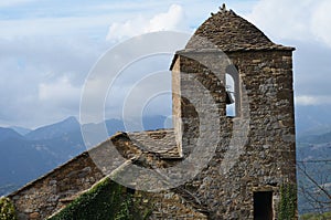 Traditional architecture in the Aragonese Pyrenees