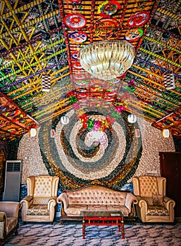 Ceiling design traditional art craft colorful room interior decoration conception plafond, diseno techo, projeto deteto photo photo