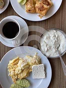 traditional bulgarian breakfast