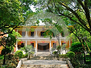 Traditional Chinese building