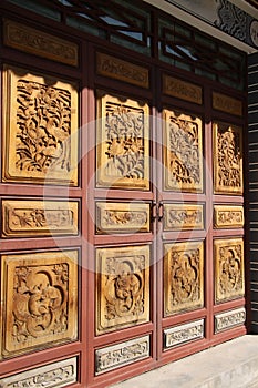 Traditional chinese encarved doors