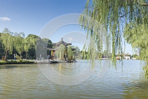 Traditional Chinese Garden Yangzhou Slender West Lake