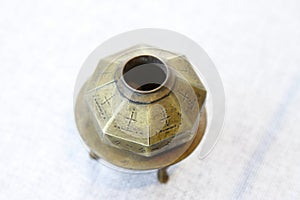 traditional Chinese style of bronze lamps