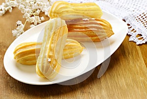 traditional choux pastry eclair dessert