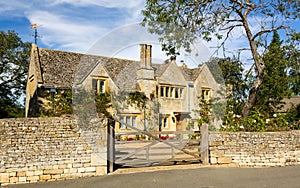 Traditional cotswold stone house Chipping Campden photo