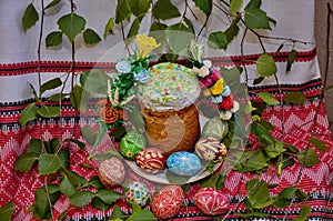 The traditional Easter composition of their yas and scenes