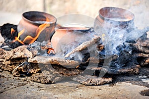 Traditional fire-coocking