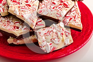 Traditional Holiday Chocolate Peppermint Bark