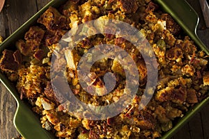 Traditional Homemade Cornbread Stuffing