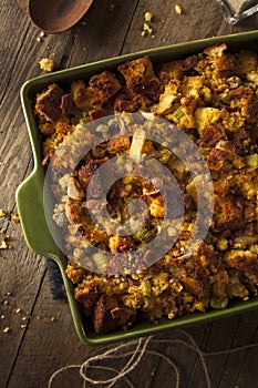 Traditional Homemade Cornbread Stuffing