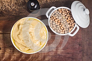 Traditional hommos in a bowl