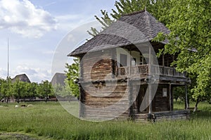 Traditional house made â€‹â€‹entirely of wood