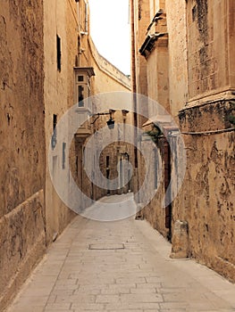 Traditional Maltese Alleyway (Triq San Pietru, Mdina)