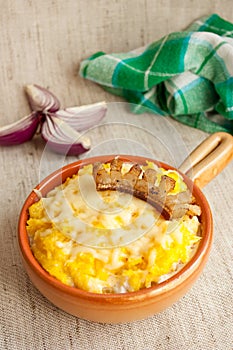 Traditional Romanian dish with corn mush and chees