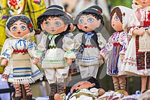 Tradiční rumunština panenky 