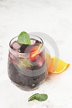 Traditional Spanish cocktail, Tinto de verano