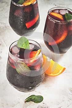 Traditional Spanish cocktail, Tinto de verano