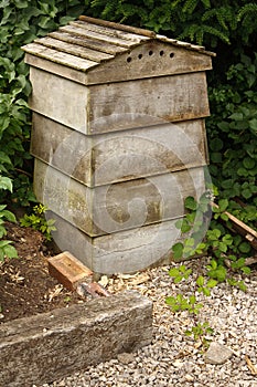 Traditional stacking beehive