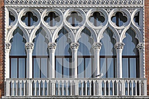 Venice Windows
