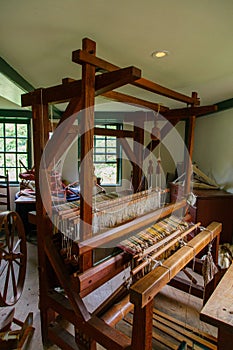 Traditional weaving machine