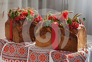 The traditional wedding bread decorated with a cranberry.