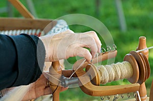 Traditional yarn spinning