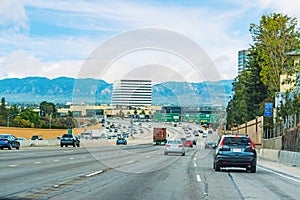 Traffic in 405 freeway northbound