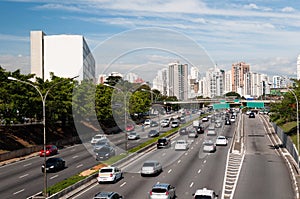 Traffic avenue city sao paulo