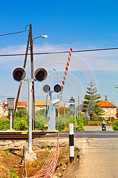 Traffic light indicating level crossing to warn of the passing of trains