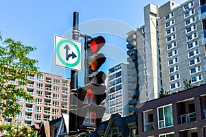 Traffic light in Montreal downtown